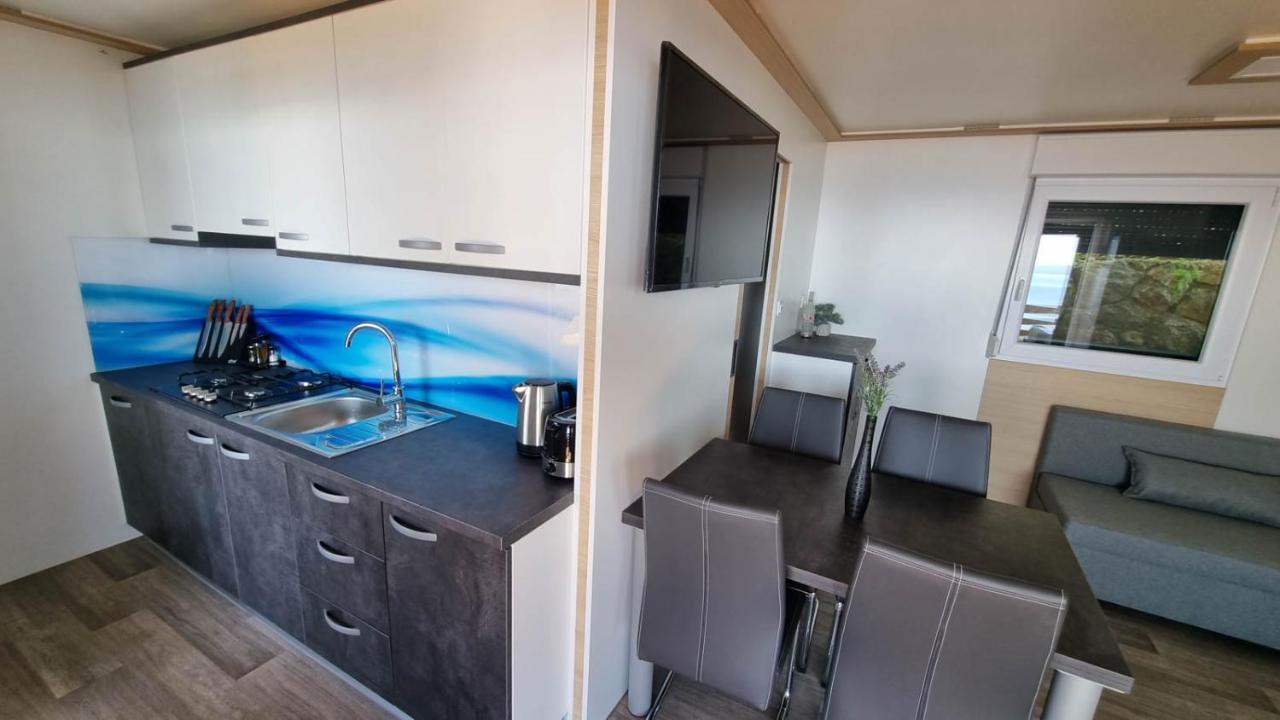 Luxury Mobile Homes Klenovica Exterior photo